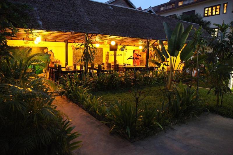 Angkor Secret Garden Inn Сиемрип Экстерьер фото